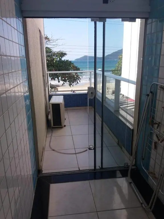 Fantástico apartamento Frente ao mar em Balneário Camboriú