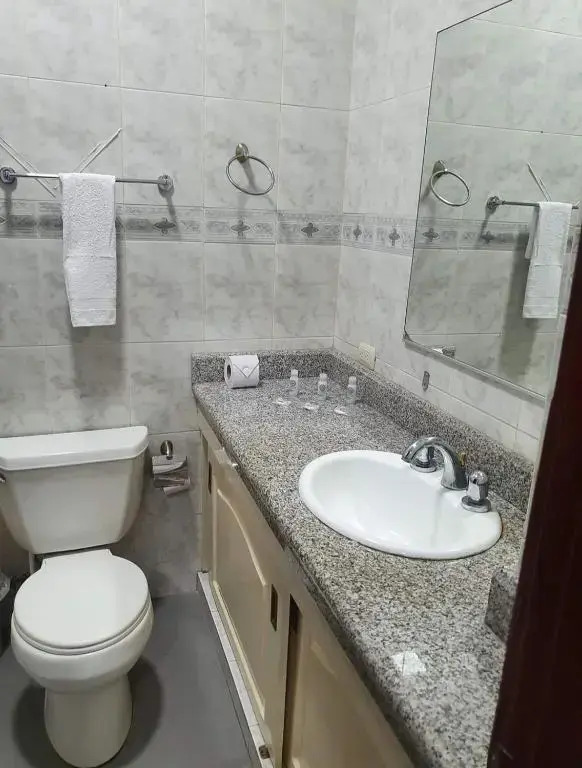 OCEANIk SUITES & HOTEL