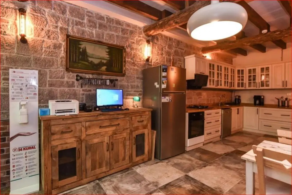Lunaria Guest House