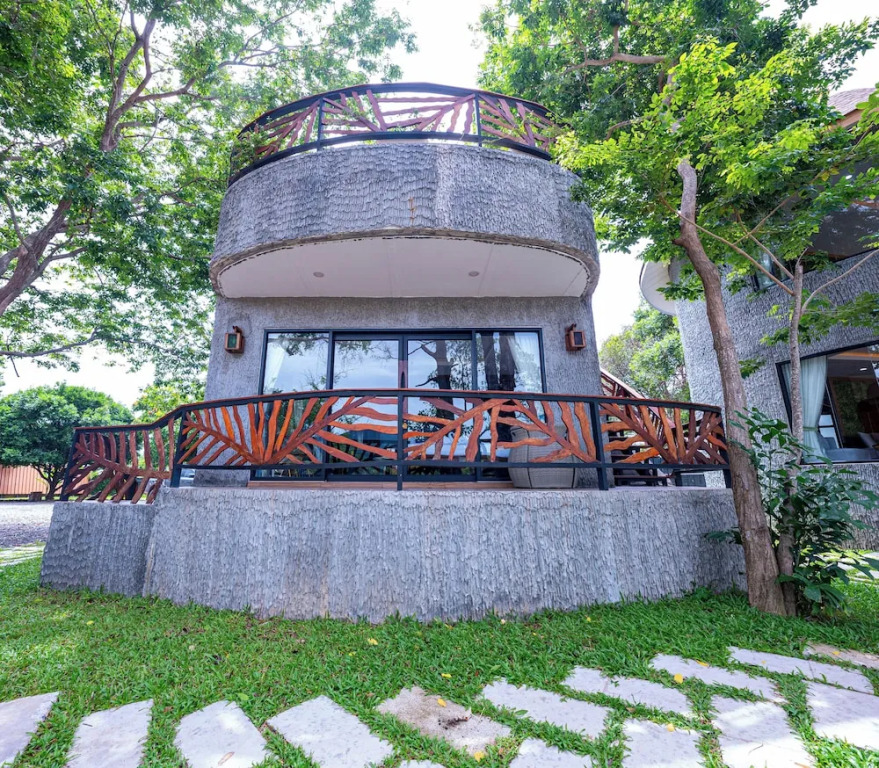 Madam Sweet Resort