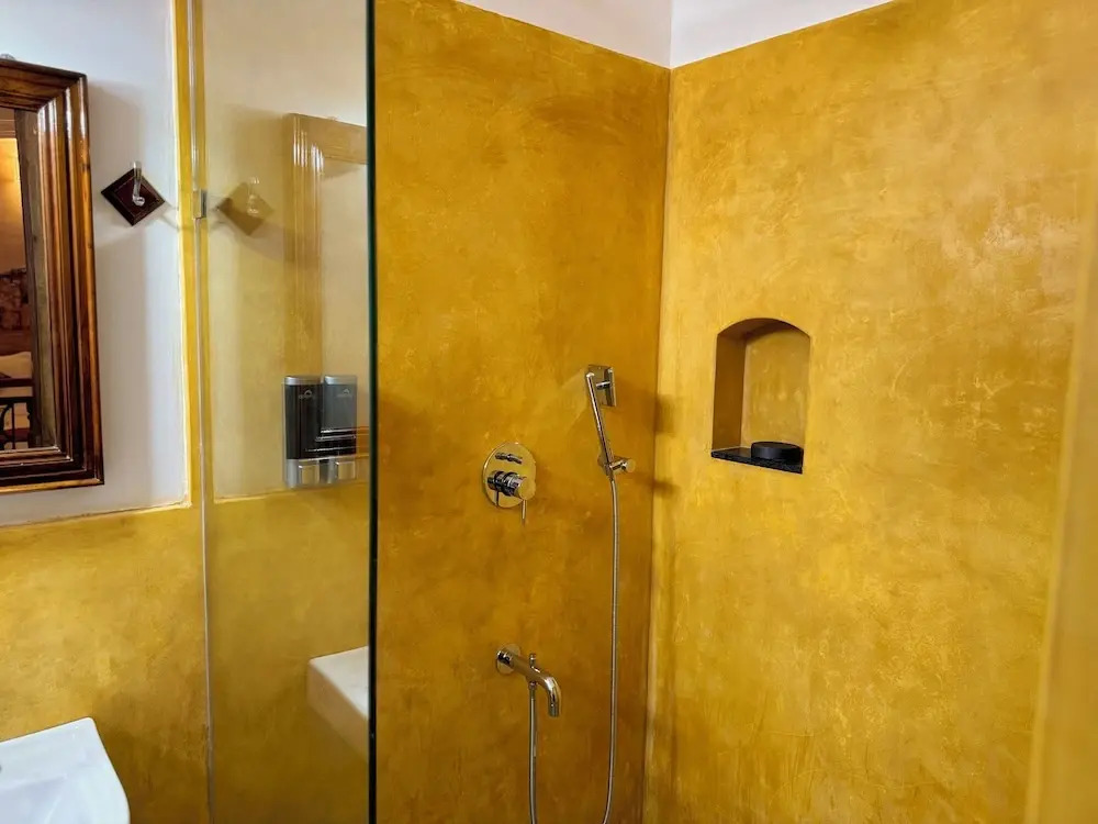 La Plage Seaview Suites