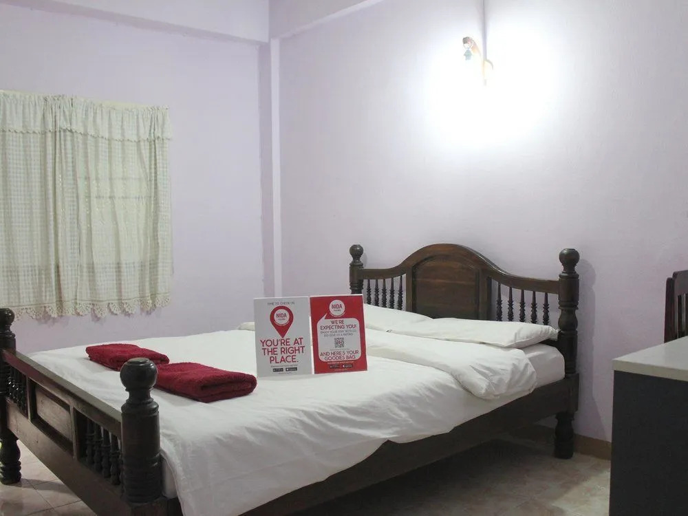 Nida Rooms Padad 1959 Night Bazaar