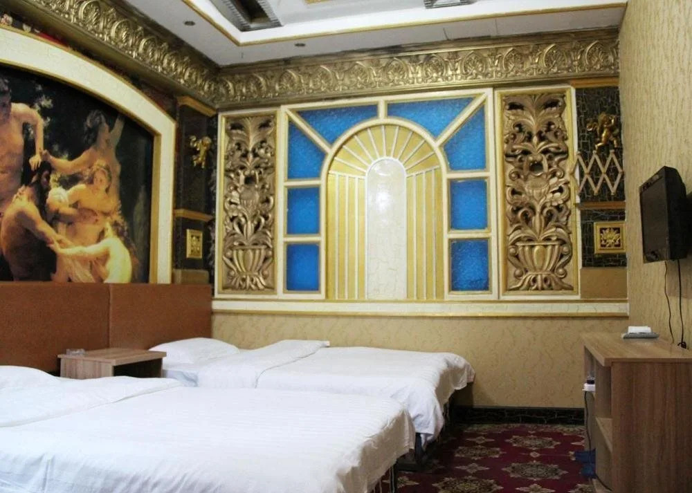 Qingdao Zhenningqiao Business Hotel