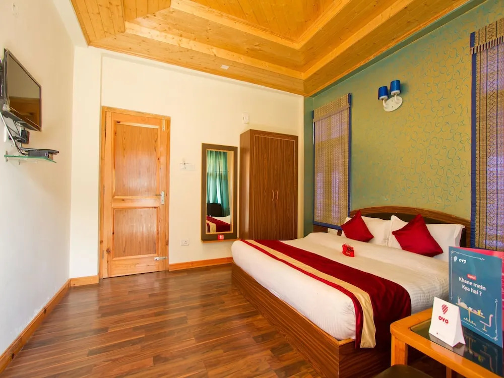 OYO 4719 Hotel WhitePod Manali