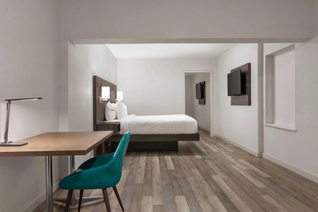 Days Inn by Wyndham Saint John