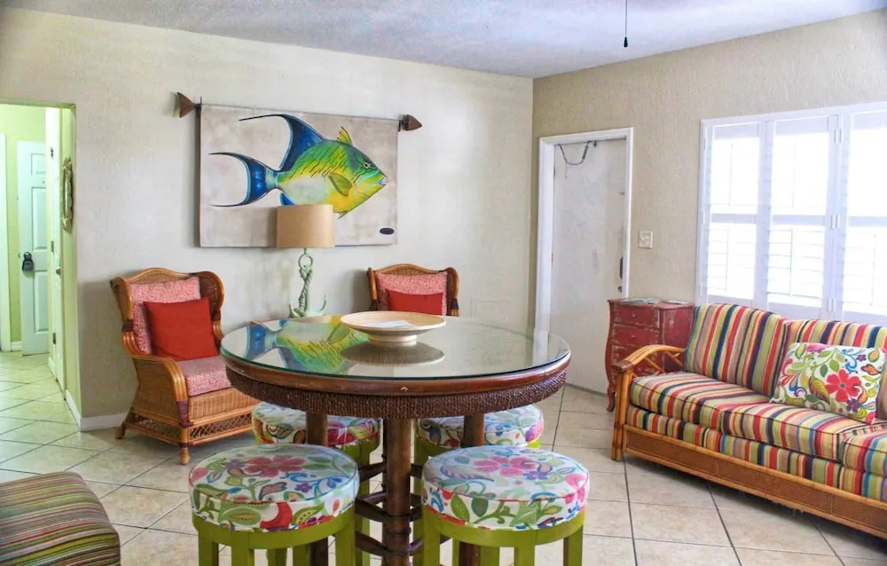 Coconut Grove Beach Resort Suite 5