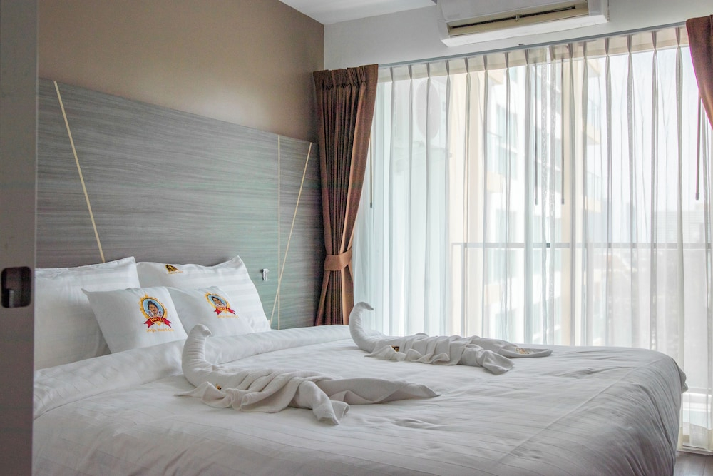 Dwija Hotel & Suite