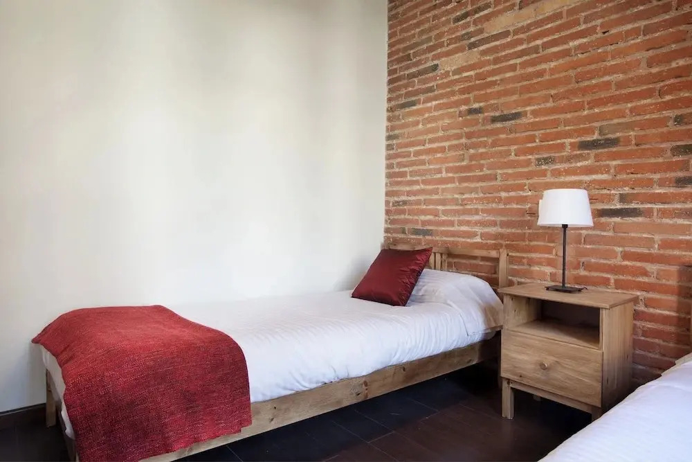 Ideal family Apartment by Sagrada Familia with balcony and wifi