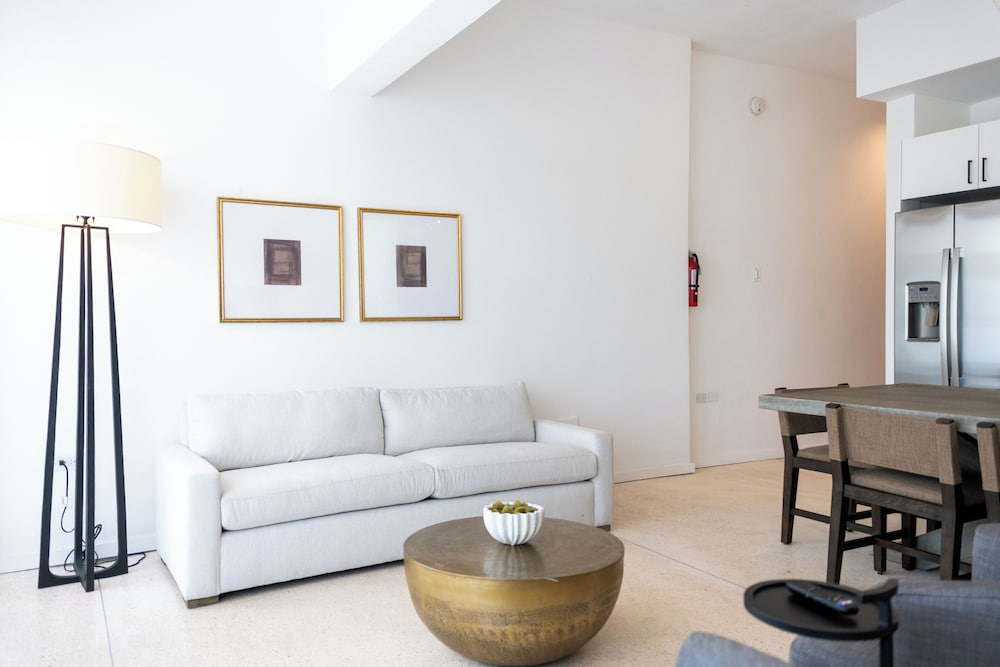 Ashford Apartments