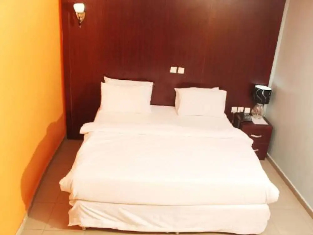Aerol Hotel and Suites -Super Suite