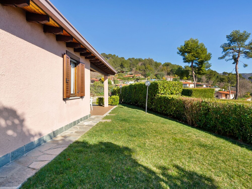 Striking Holiday Home in Diano Arentino With Garden