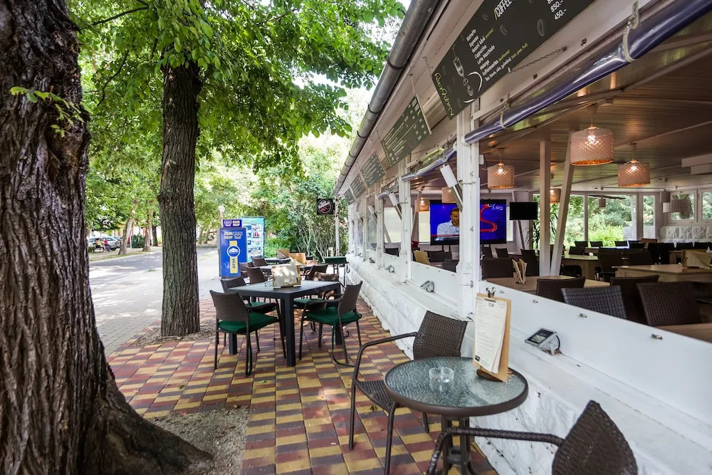 CE Napfény Hotel