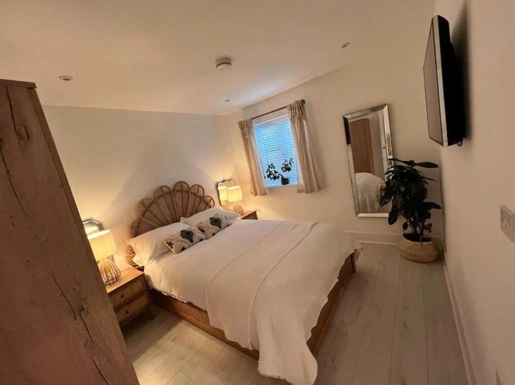 Warm, cosy apartment sleeps 4