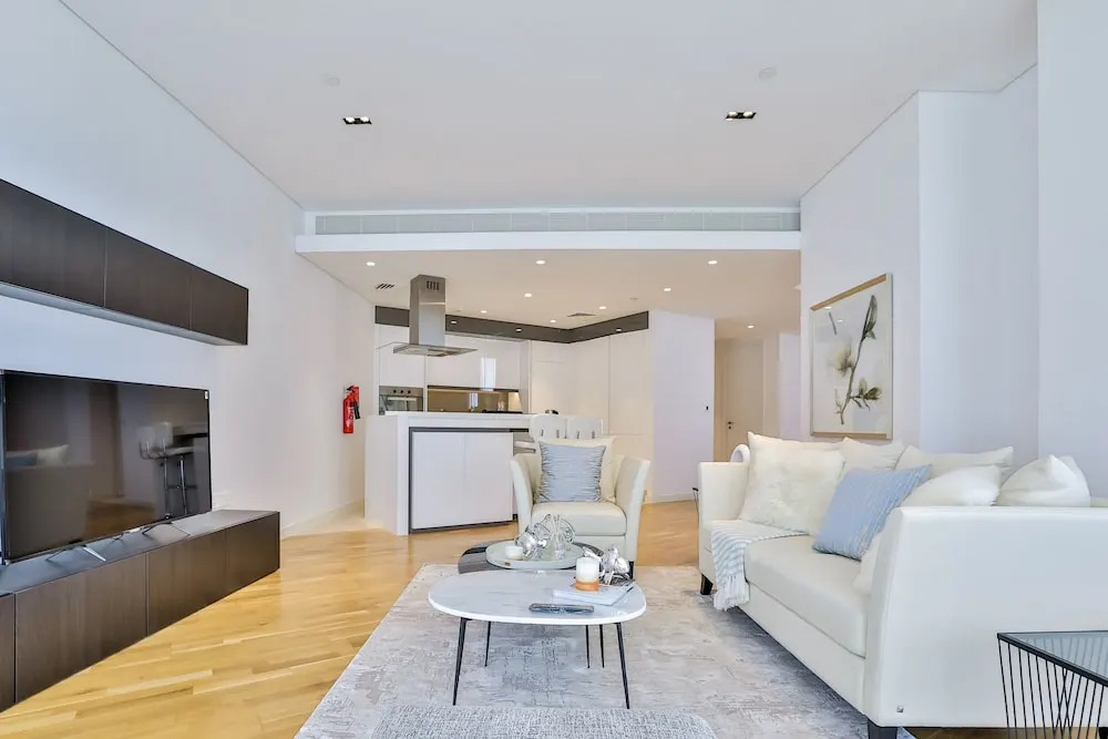 Driven Holiday Homes-Blue Waters Building4