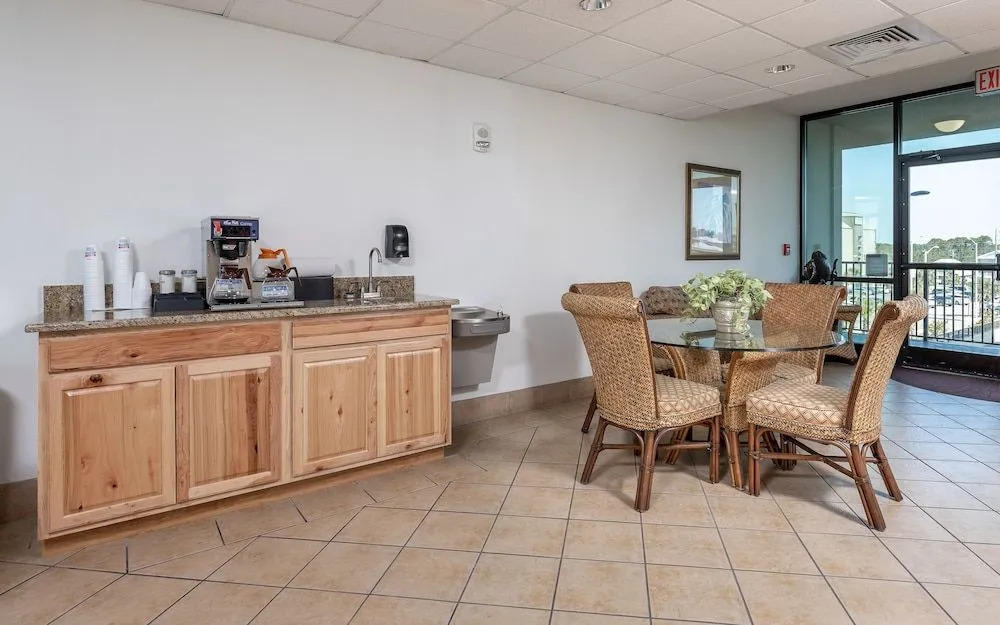 Phoenix All Suites West Hotel