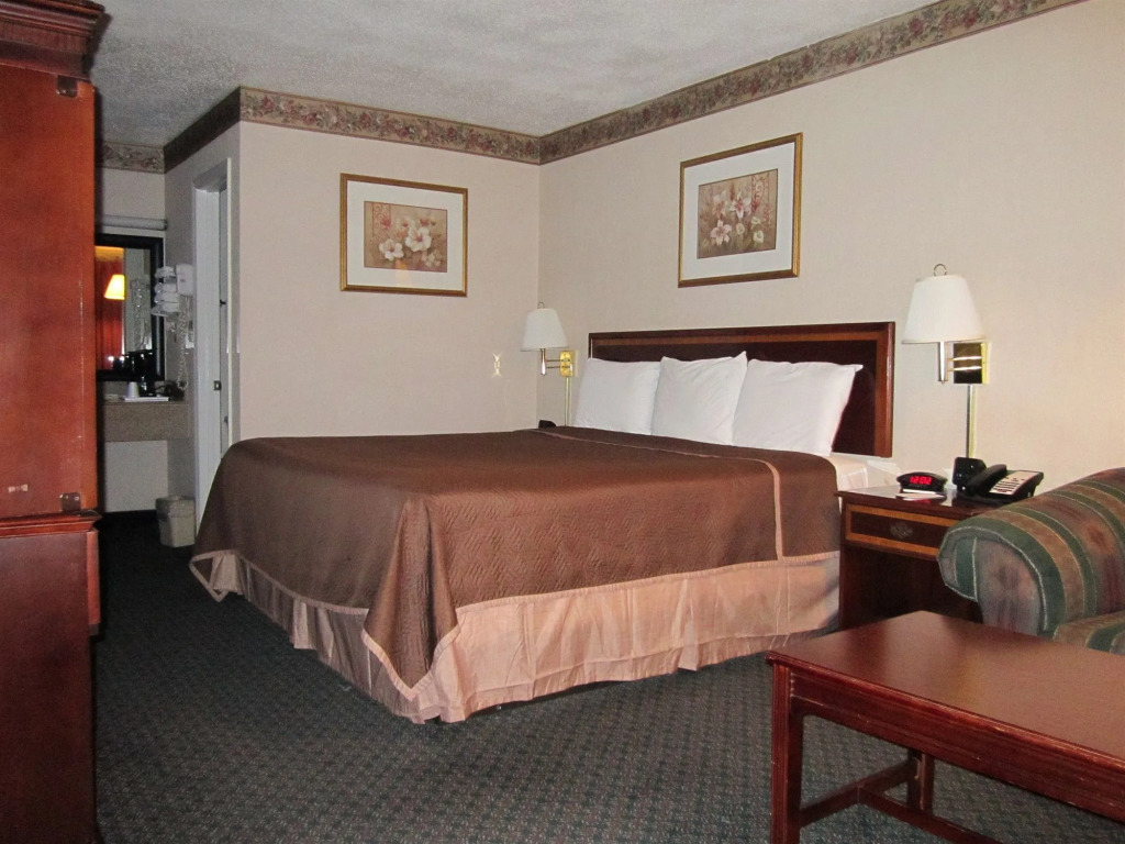 Americas Best Value Inn Fredericksburg N