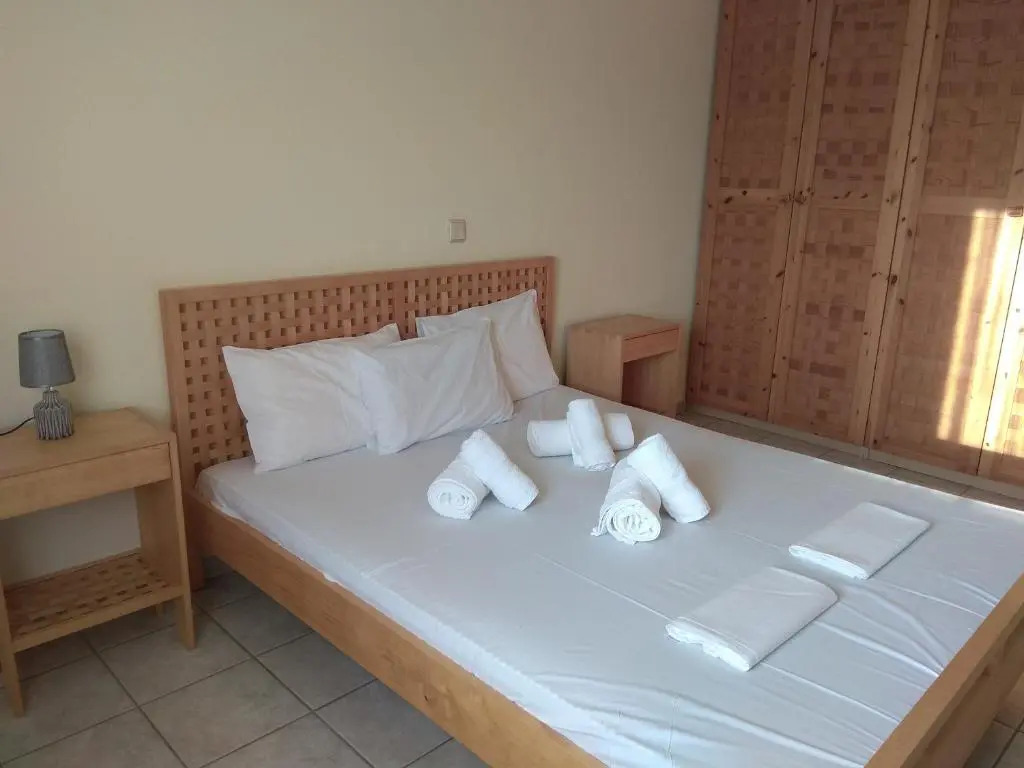 Simos Apartments