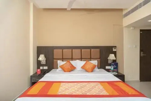 V Grand By OYO Rooms