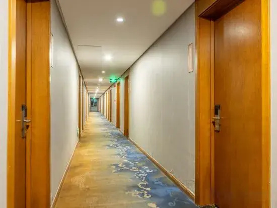Jinchen Hotel (Taiyuan South Station Shanxi Tourism Vocational College Branch)