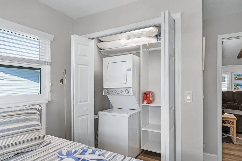 320 Bayland Breeze: Pet-friendly 2br W/ Water Views! 2 Bedroom Home