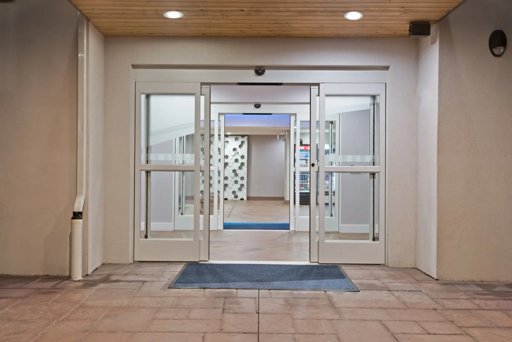 Holiday Inn Express & Suites New Cumberland by IHG