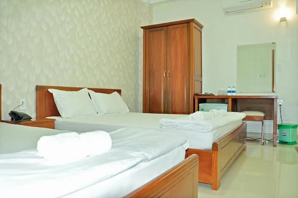 Khách sạn Trâm Anh