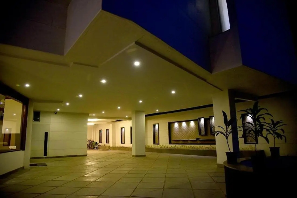Hotel Skylight