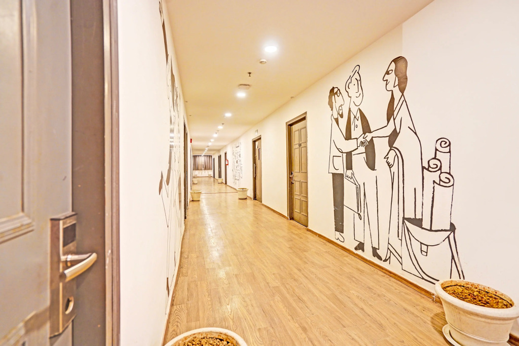 Townhouse Mukut Bazar