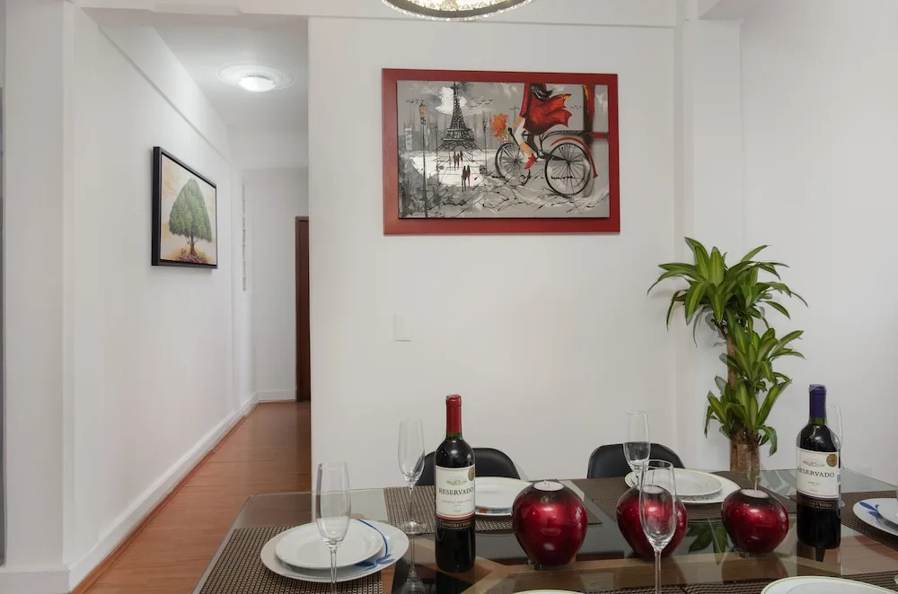 Roma Sur Apartments with Balcony - Family Friendly
