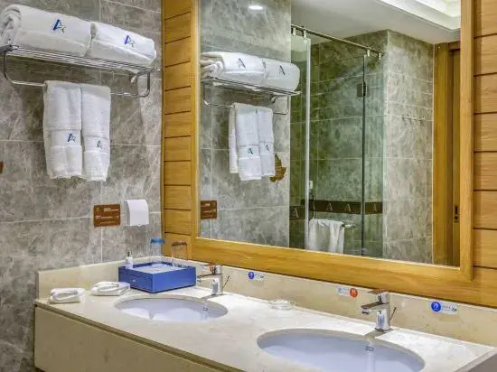 Arcadia International Hotel