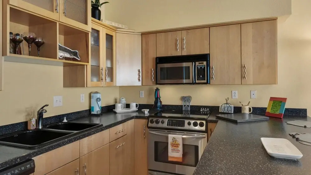 Seahorse Unit M - One Bedroom Condo