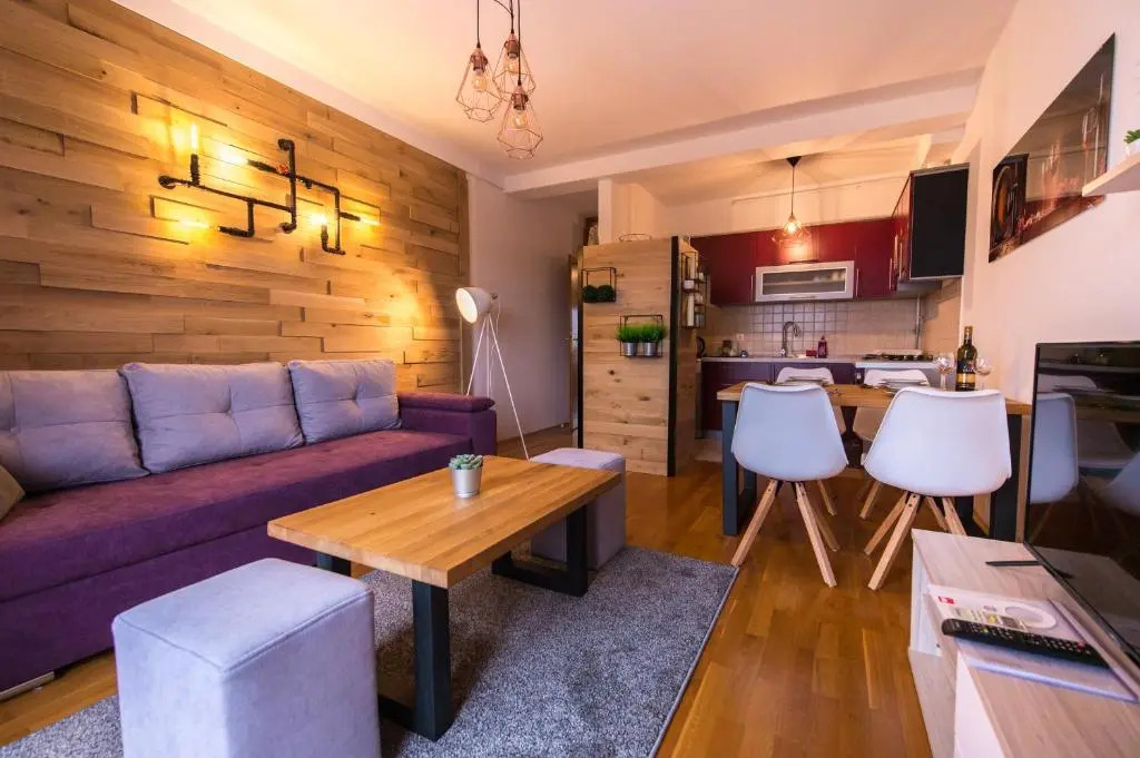 Apartment Lamar - Entry with PIN 0 - 24h, Underground parking garage, Elevator