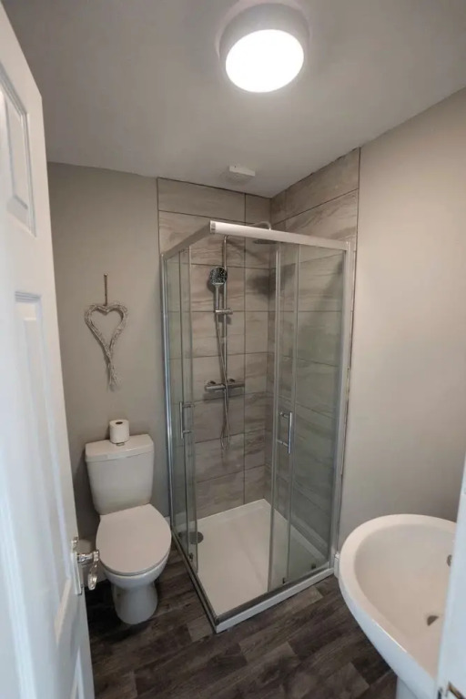 Newly Renovated Apartment in Scarborough