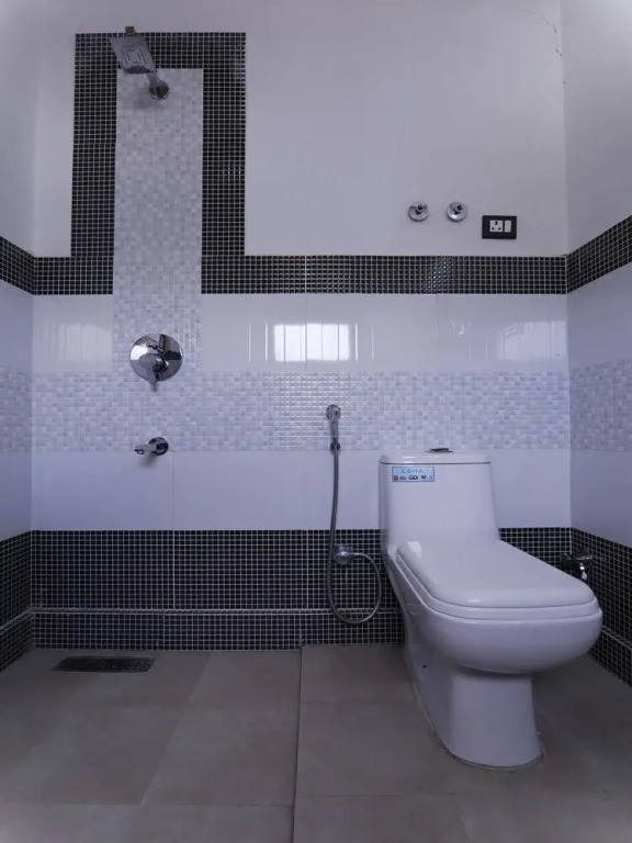 OYO 40939 White House Bnb