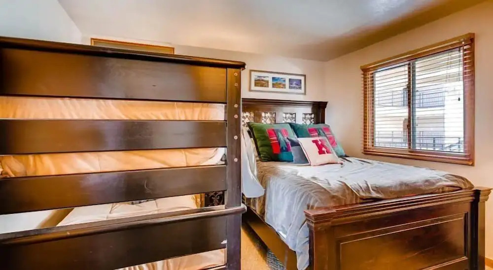 2Br Gorgeous Plaza Condo With A Fireplace - No Cleaning Fee! by RedAwning