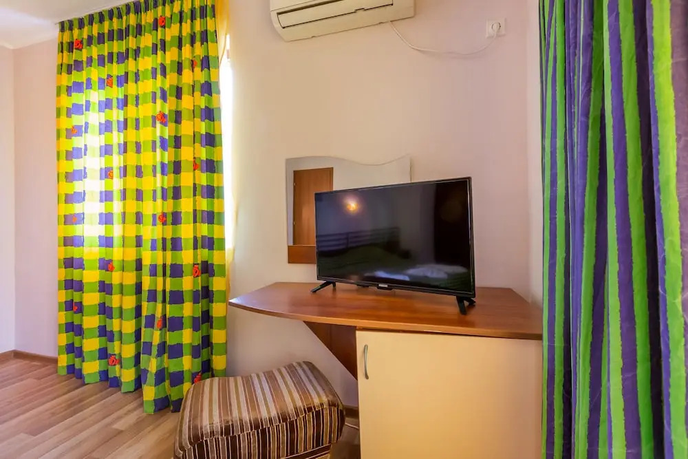 Family Triple Room in Dafinka Guest House