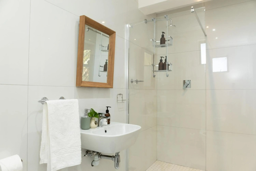 Staymore Cape Winelands Homestay