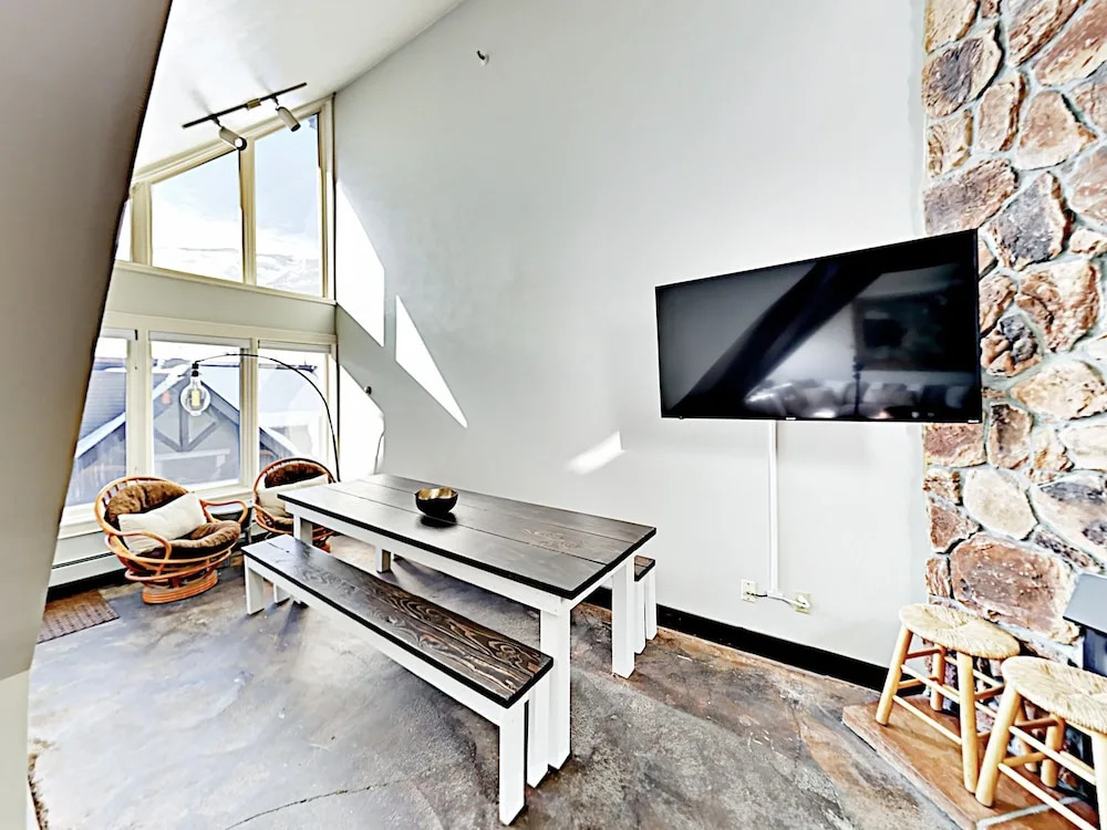 1415 Lowell Avenue Mountain Lodge Condo #362 3 Bedrooms 3 Bathrooms Co
