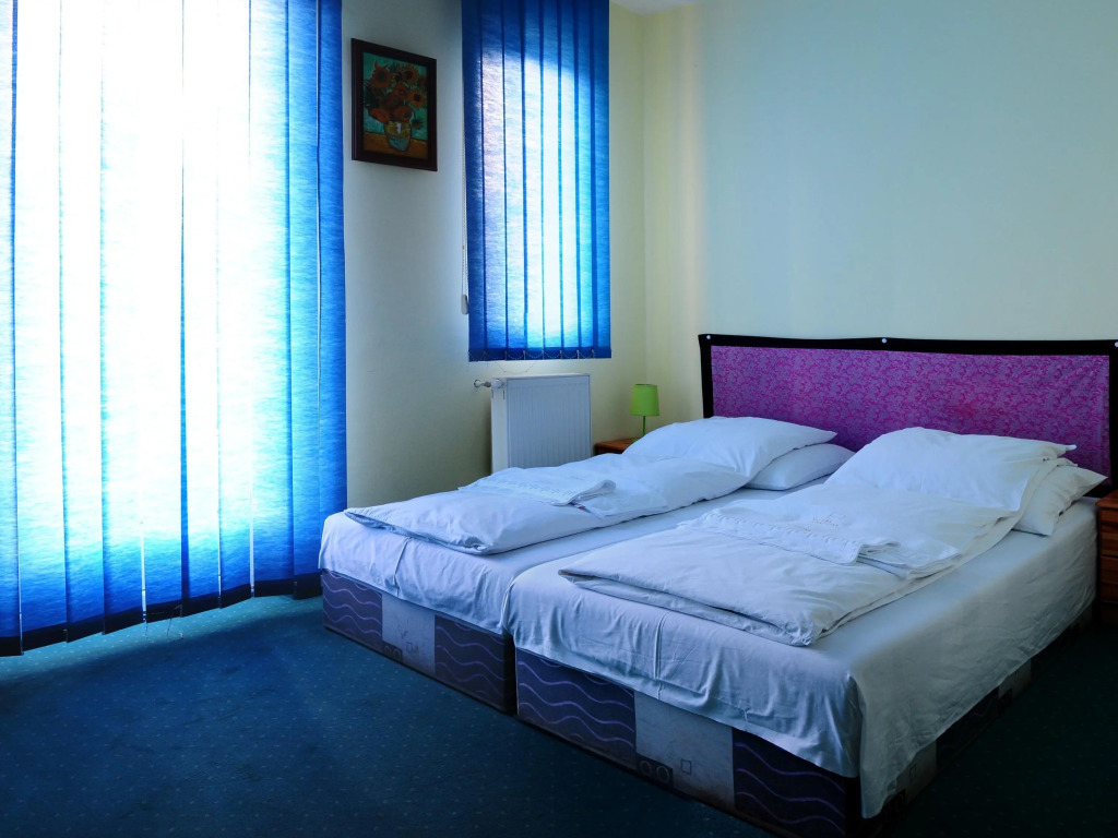 Chesscom Hotel
