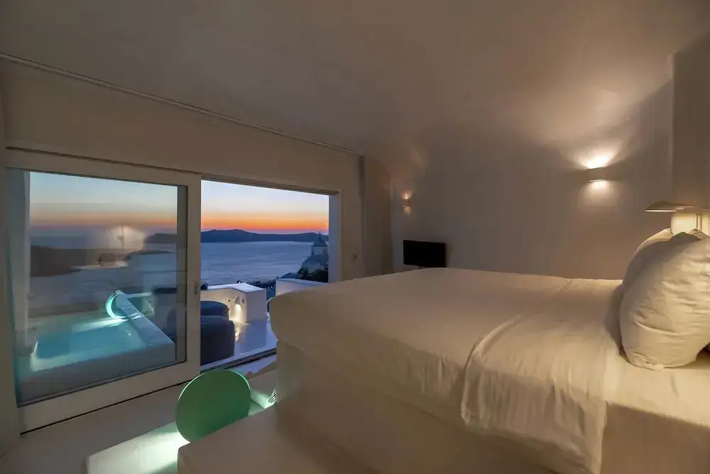 Aesthesis Boutique Villas Fira