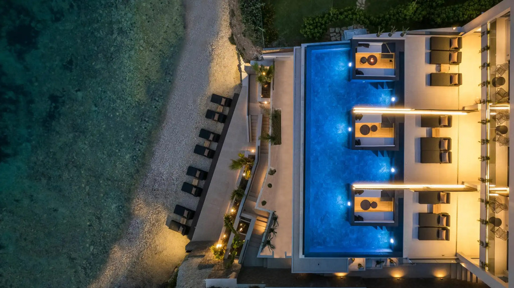 SEA ZANTE Luxury Beachfront Retreat