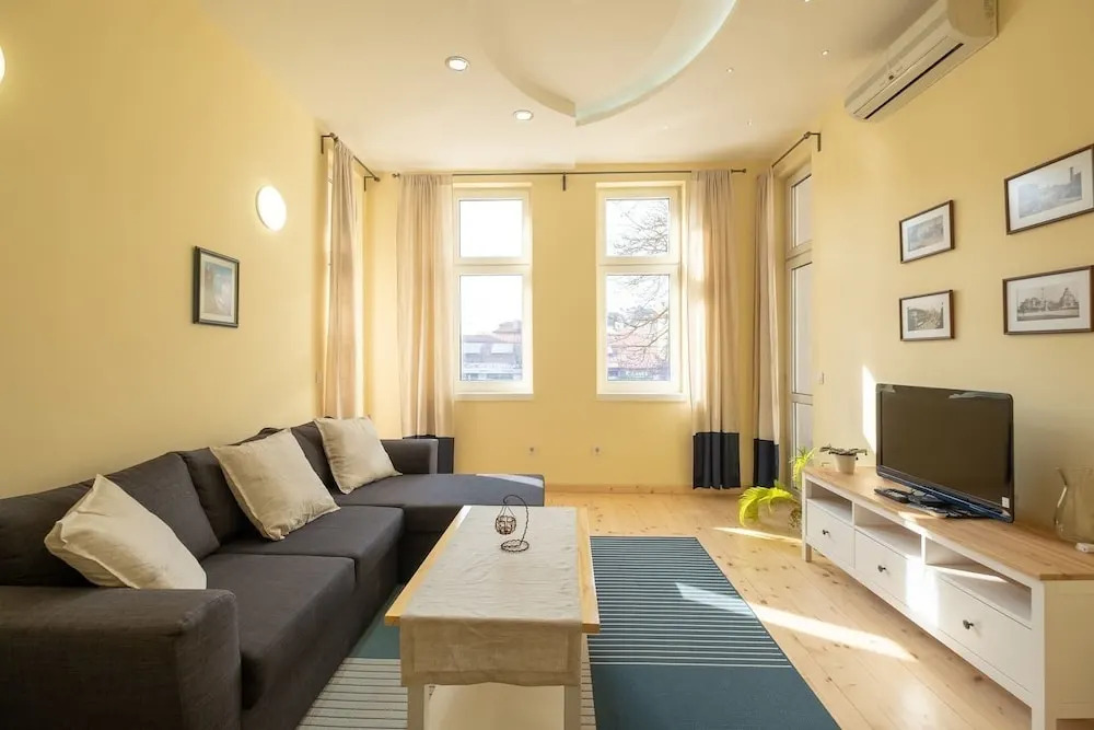 FM Deluxe 2-BDR Apartment - Fantastic Stay