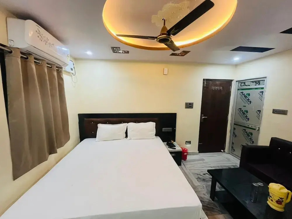 SS Hotel