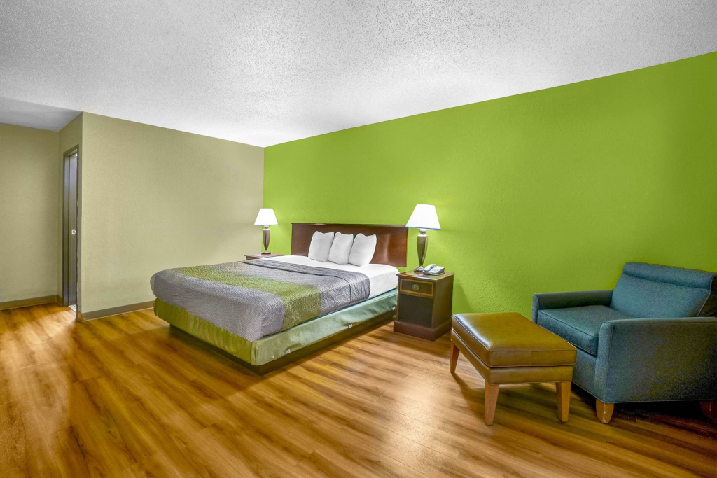 Motel 6 Morehead, KY
