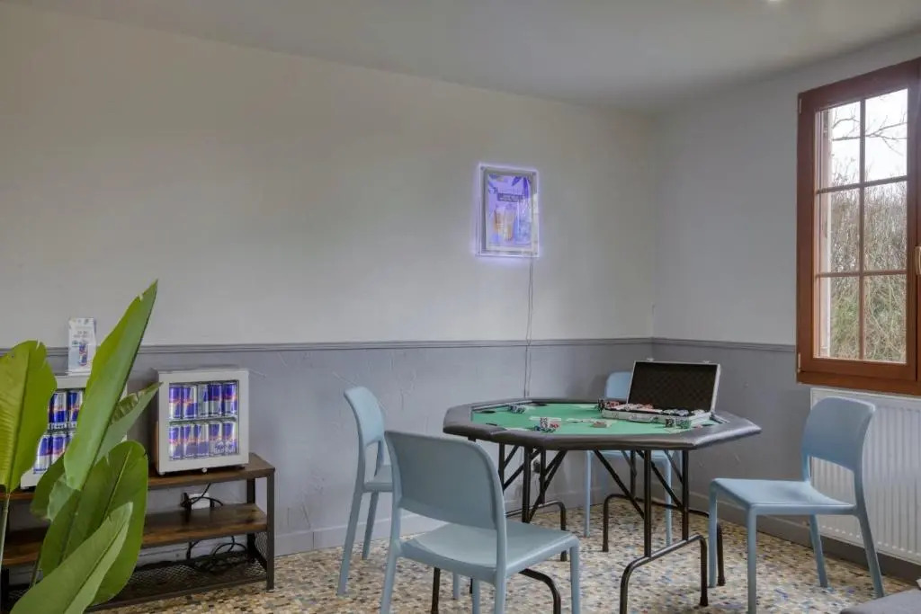 Crazy Villa Gaudiniere 89 - Heated pool - Multisport - 2h Paris - 30p