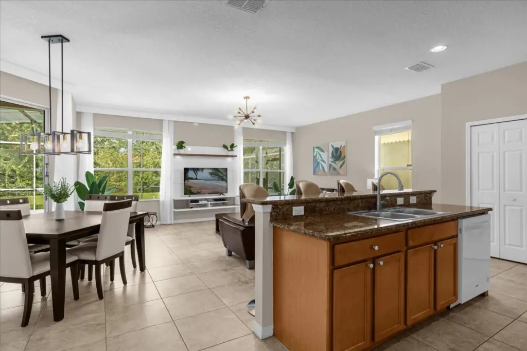 4 Bd 4 Ba Bella Vida 440 Lf
