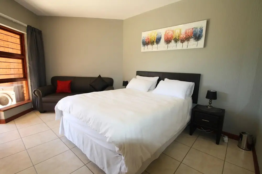 JoziStay @ Savannah Apartments
