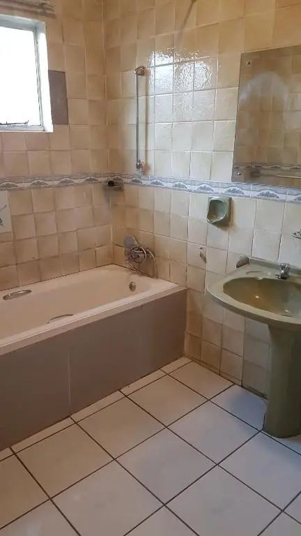 Broadhurst Homestay