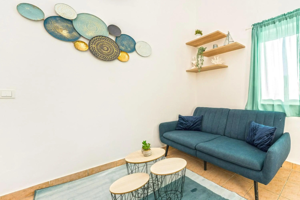 Mint, lovely apartment for 8