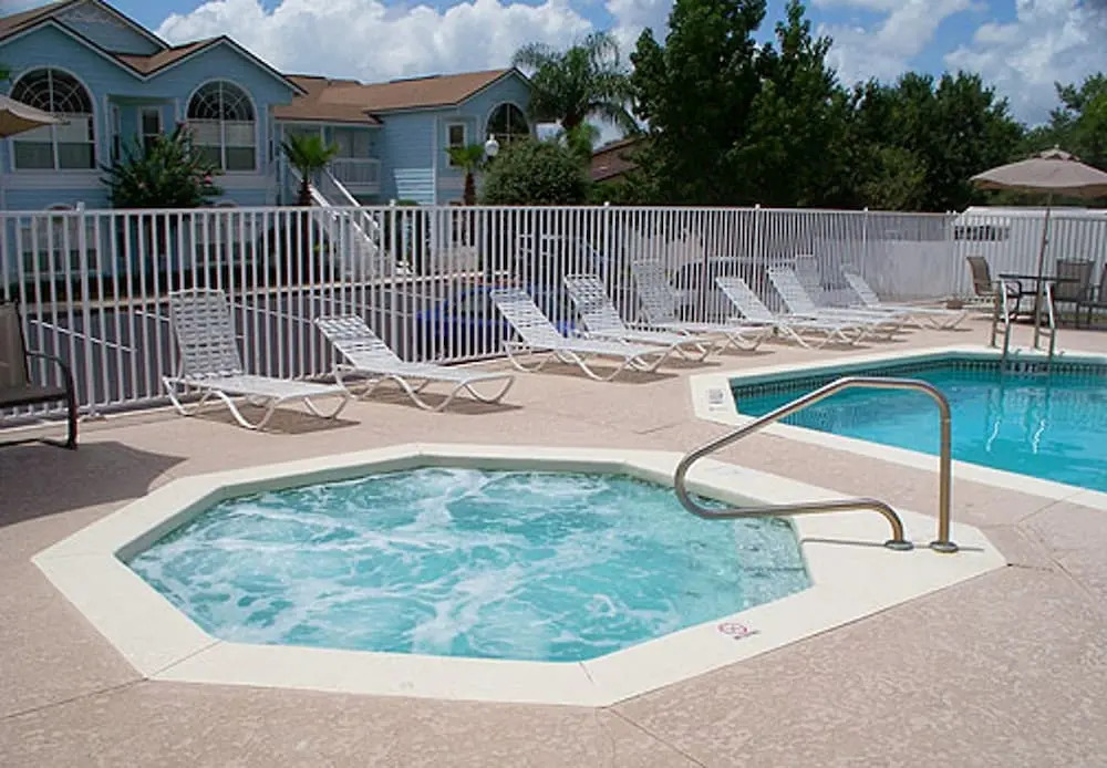 Near Disney: Mickeys Poolside Get Away Private Home